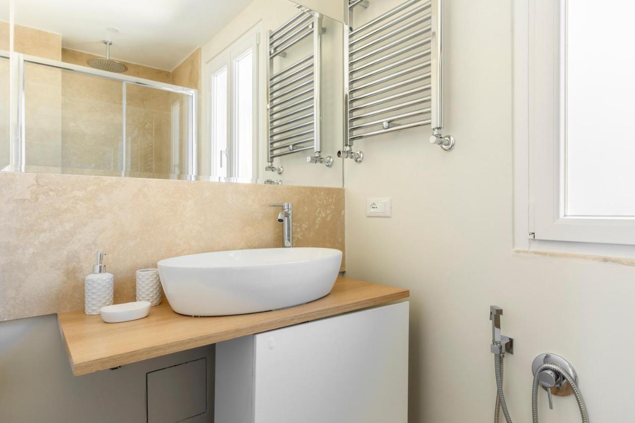 La Dolce Vita - Sunny Penthouse Trastevere Station 100Sqm Rome Extérieur photo