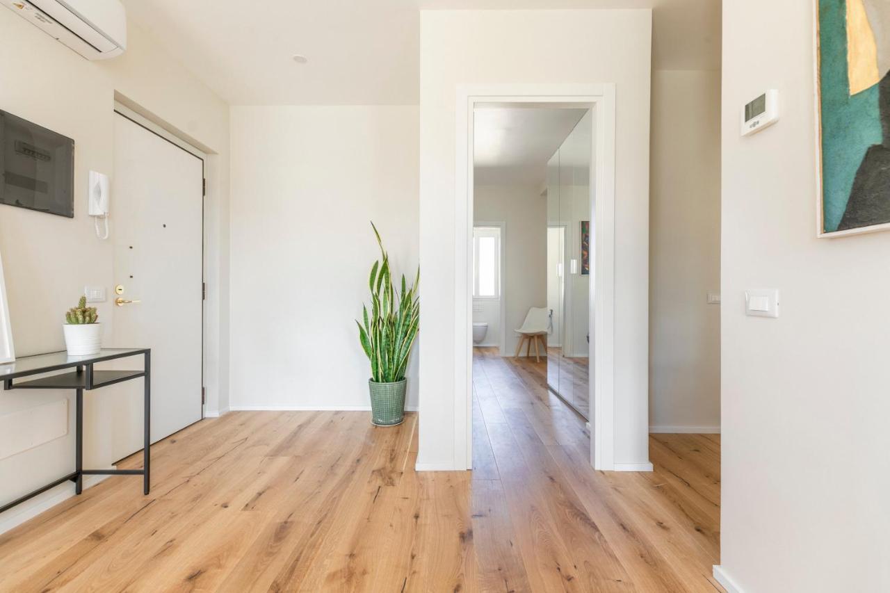 La Dolce Vita - Sunny Penthouse Trastevere Station 100Sqm Rome Extérieur photo